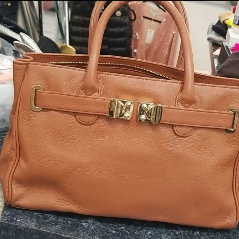 Leather purse